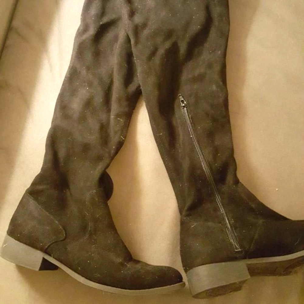 Fioni Black Over Knee Boots
